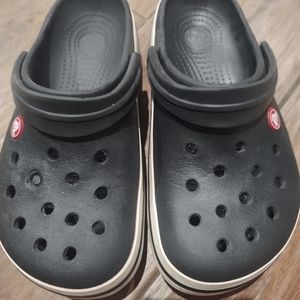 Crocs white band